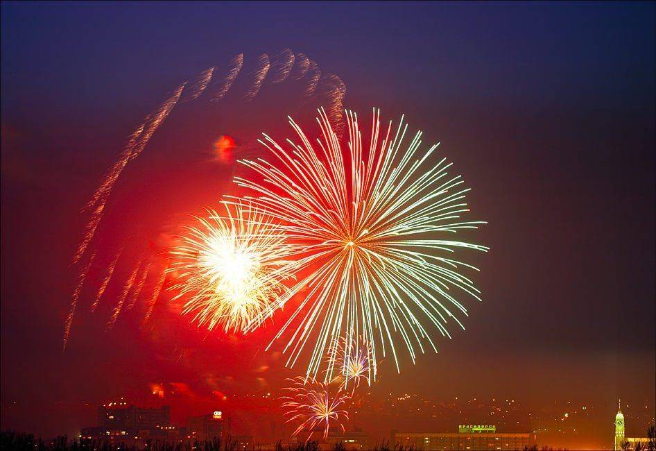 * * *. Автор: Роман Быков , Роман Быков