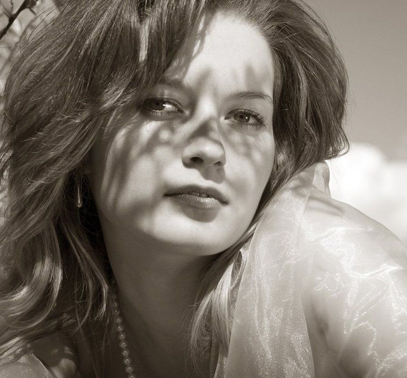 аня,тени Портрет Анютыphoto preview