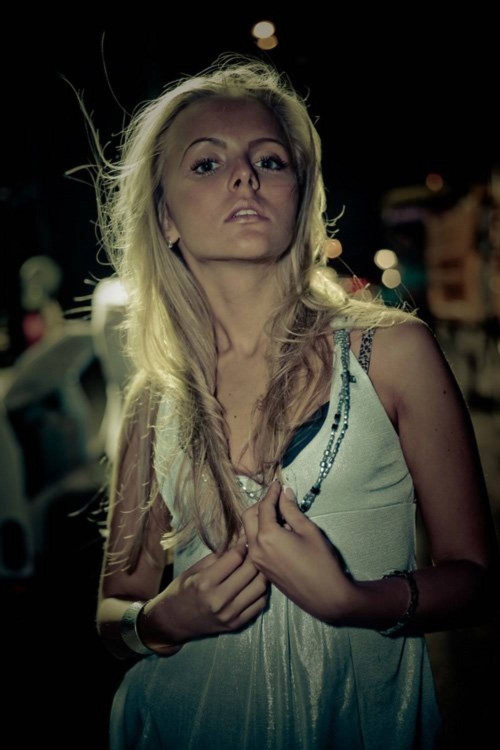 Даша. Автор: Михаил Чекмезов девушка, checkmezov, портрет, самара, ночь, волосы, губы, Михаил Чекмезов