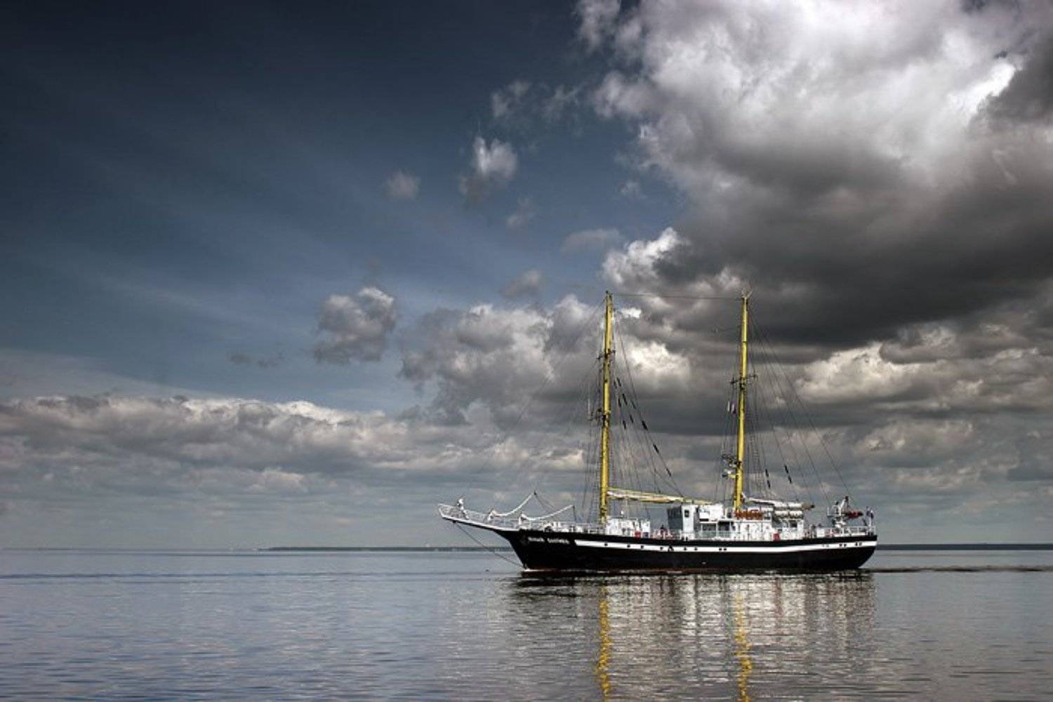 море, залив, вода, отражение, корабль, парусник, небо, облако, петербург, путешествие, dyadyavasya, Дмитрий Шамин