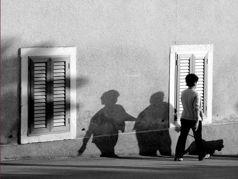 шли четвероphoto preview