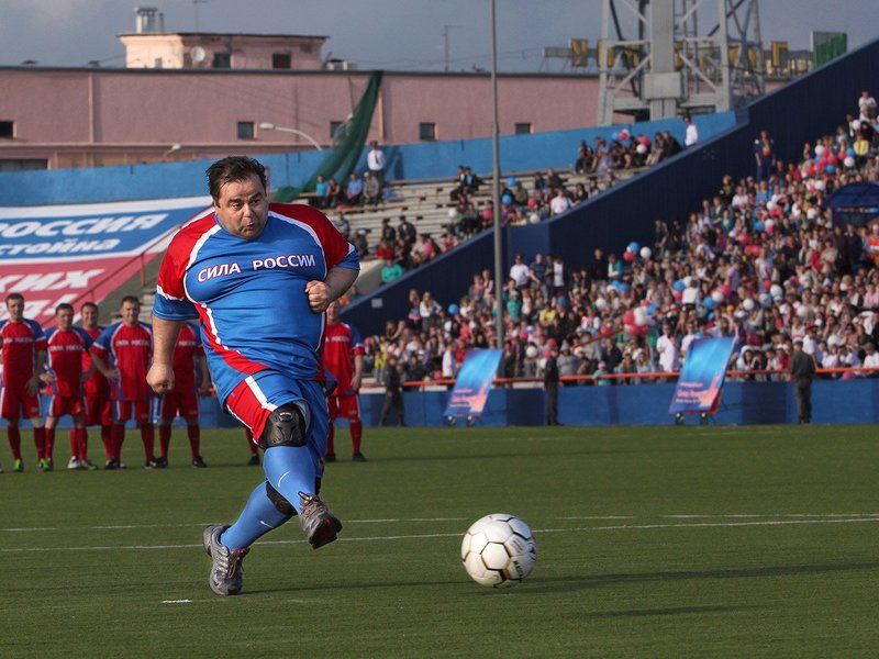 сила россии,матч,благотворительный,кемерово,2012,сергей рост,илья авербух,футбол,андрей чернышев Благотворительный футбольный матч \