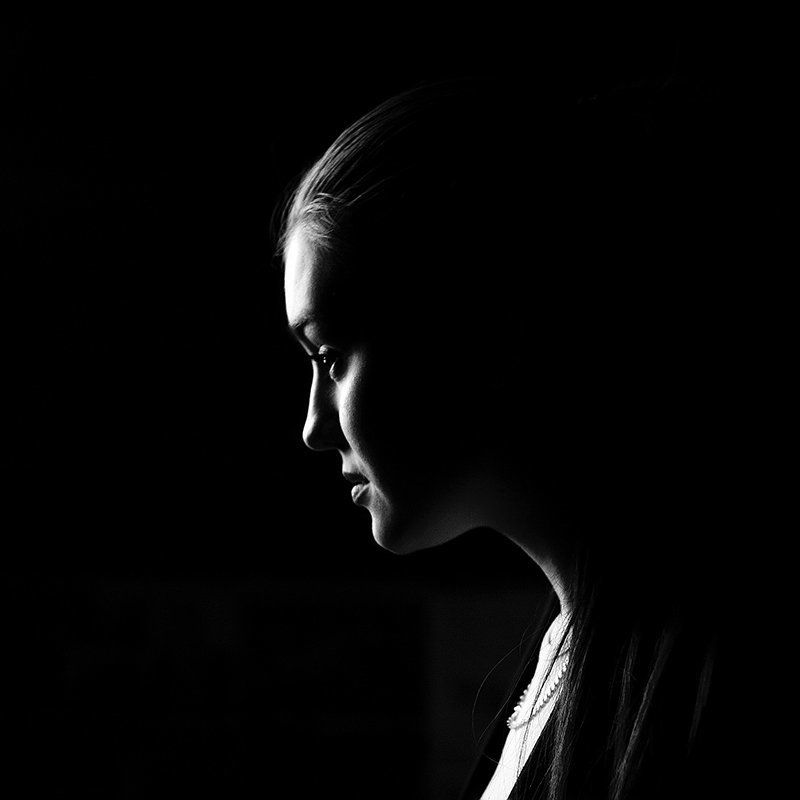 SimpleBlackphoto preview