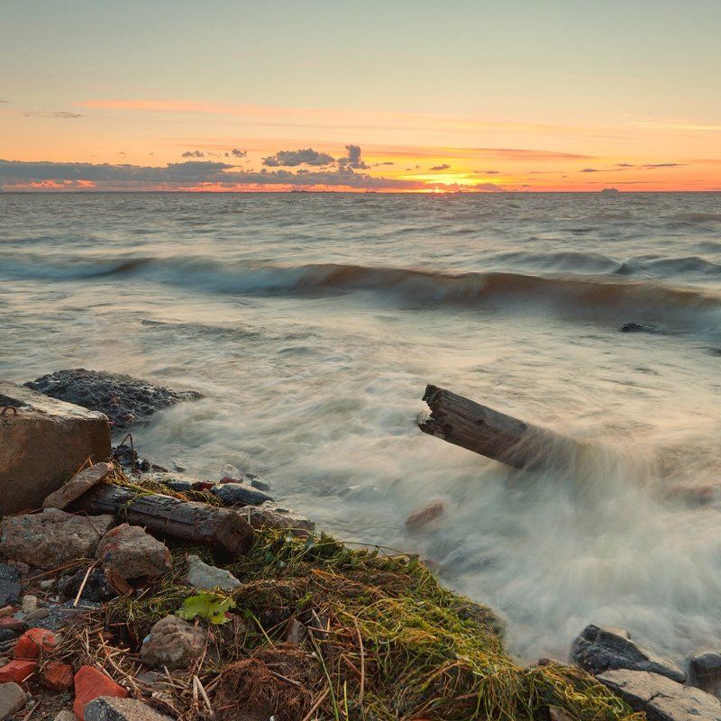 Но мы держим рубежи и сражаемся отважноphoto preview