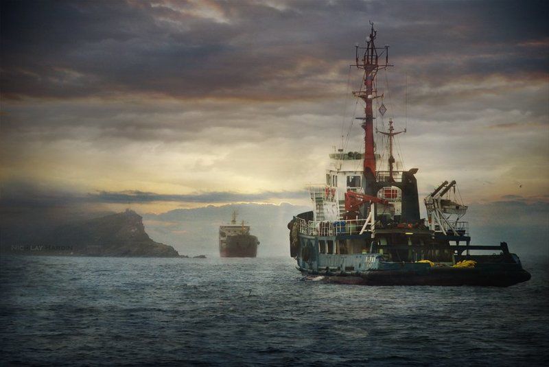 японское, , , море, , , корабли Tête-a-têtephoto preview