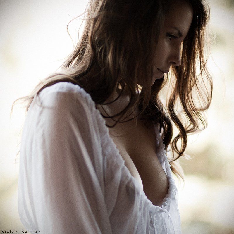 portrait, woman, available, daylight, nude, erotic above the skyphoto preview