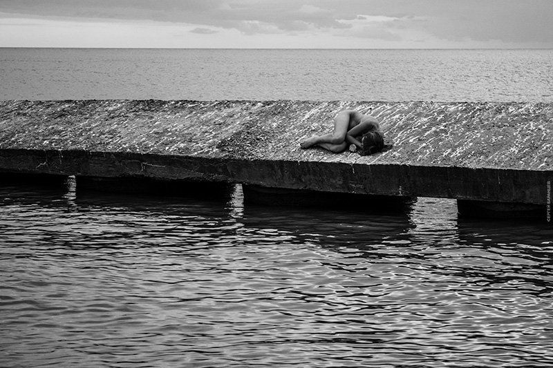 одна...совсем одна...photo preview