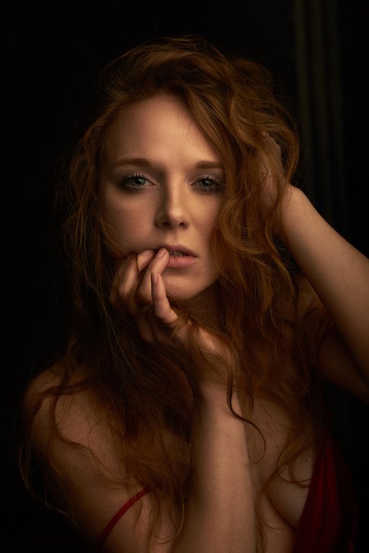 девушка портрет рыжая  portrait redhair female girl woman Корнелияphoto preview