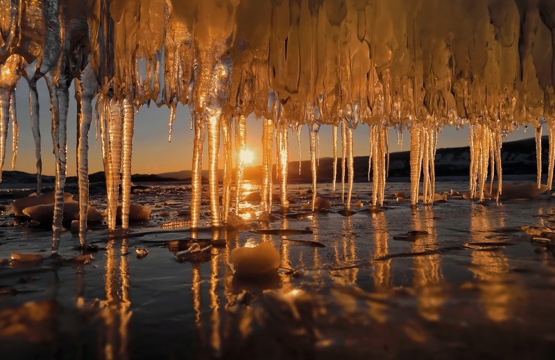 Лед Байкал Зима Закат Карамельный Байкалphoto preview