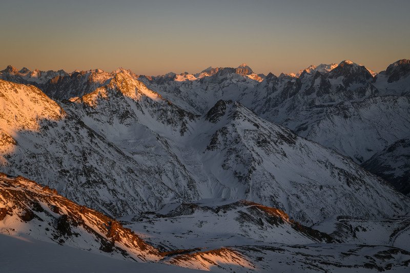 mountains caucasus  snow winter cold elbrus sunset sunlight Caucasian sunset.photo preview