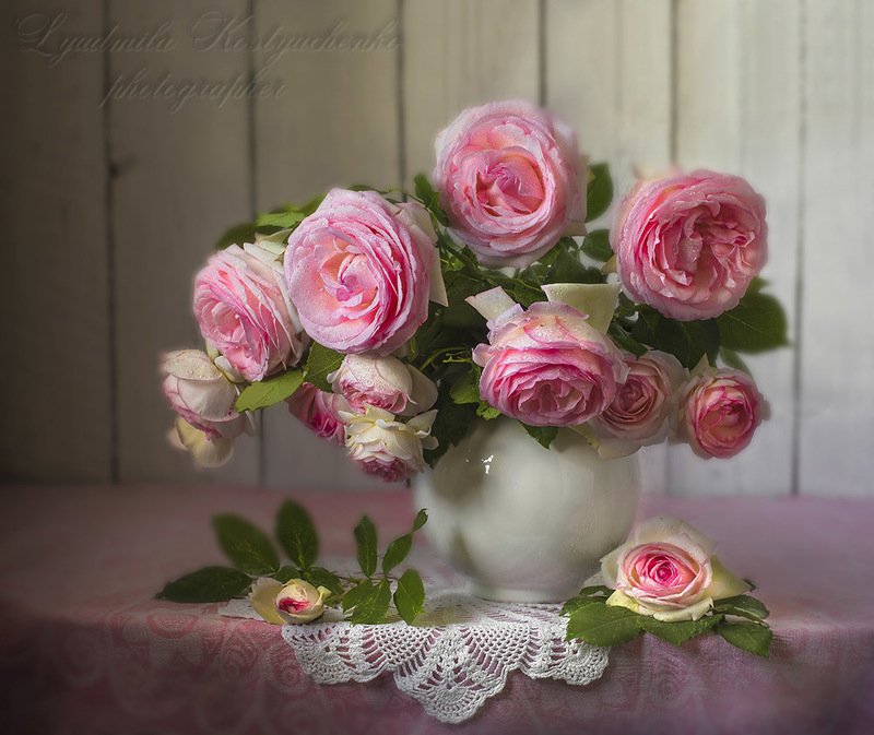 натюрморт с розами,лето,букет,цветы,художественное фото,искусство. photo preview