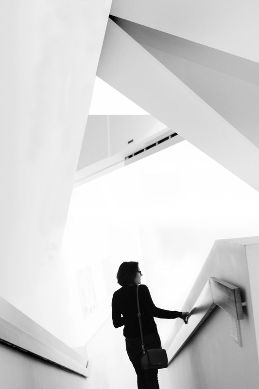 Угловатостьphoto preview