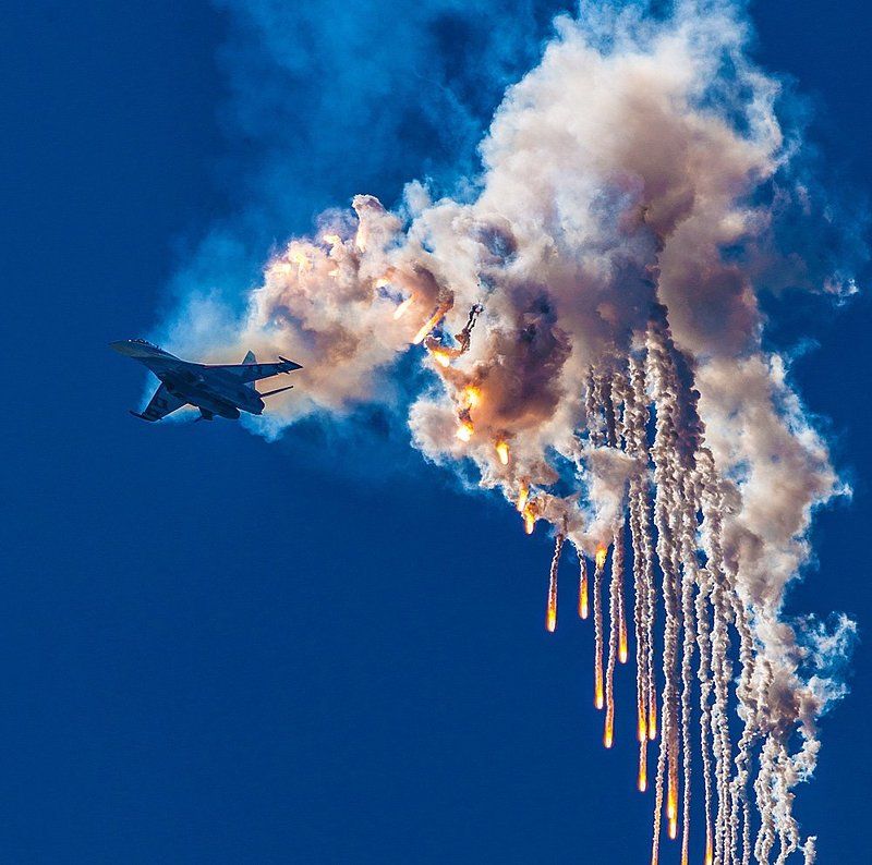 русские, витязи, самолёт, авиашоу Русские витязи зажигаютphoto preview