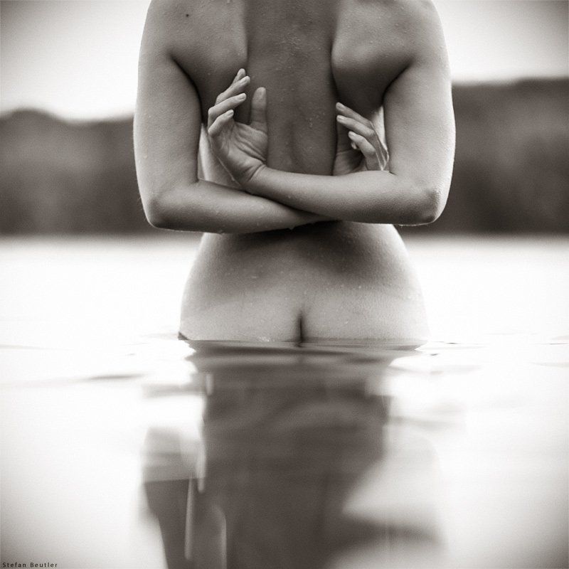 portrait, water, reflection, calm, emotion, woman, outdoor, erotic, nude, hands never be the samephoto preview