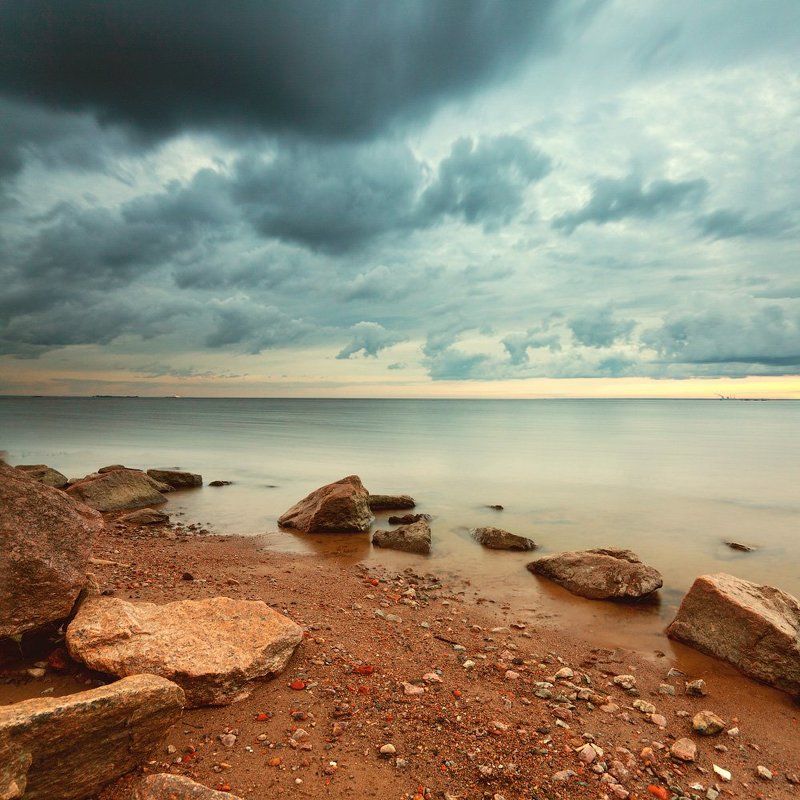 Под тяжестью небаphoto preview