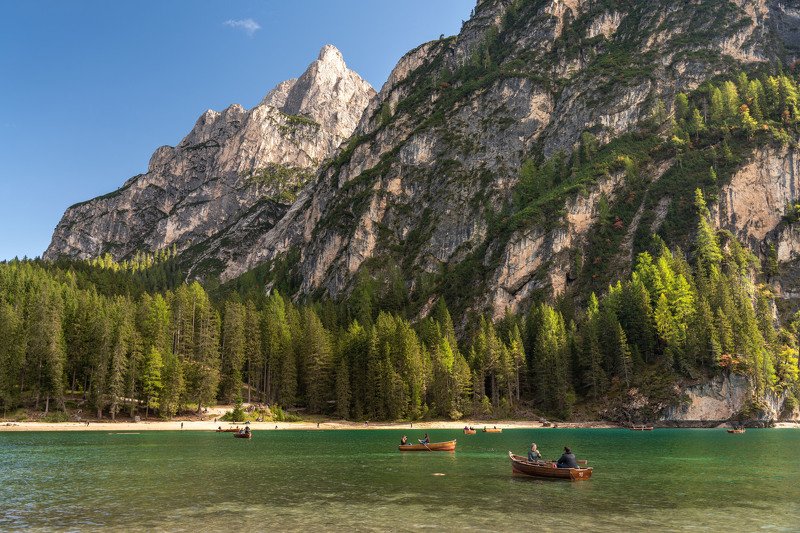 Солнечный день на озере Брайесphoto preview