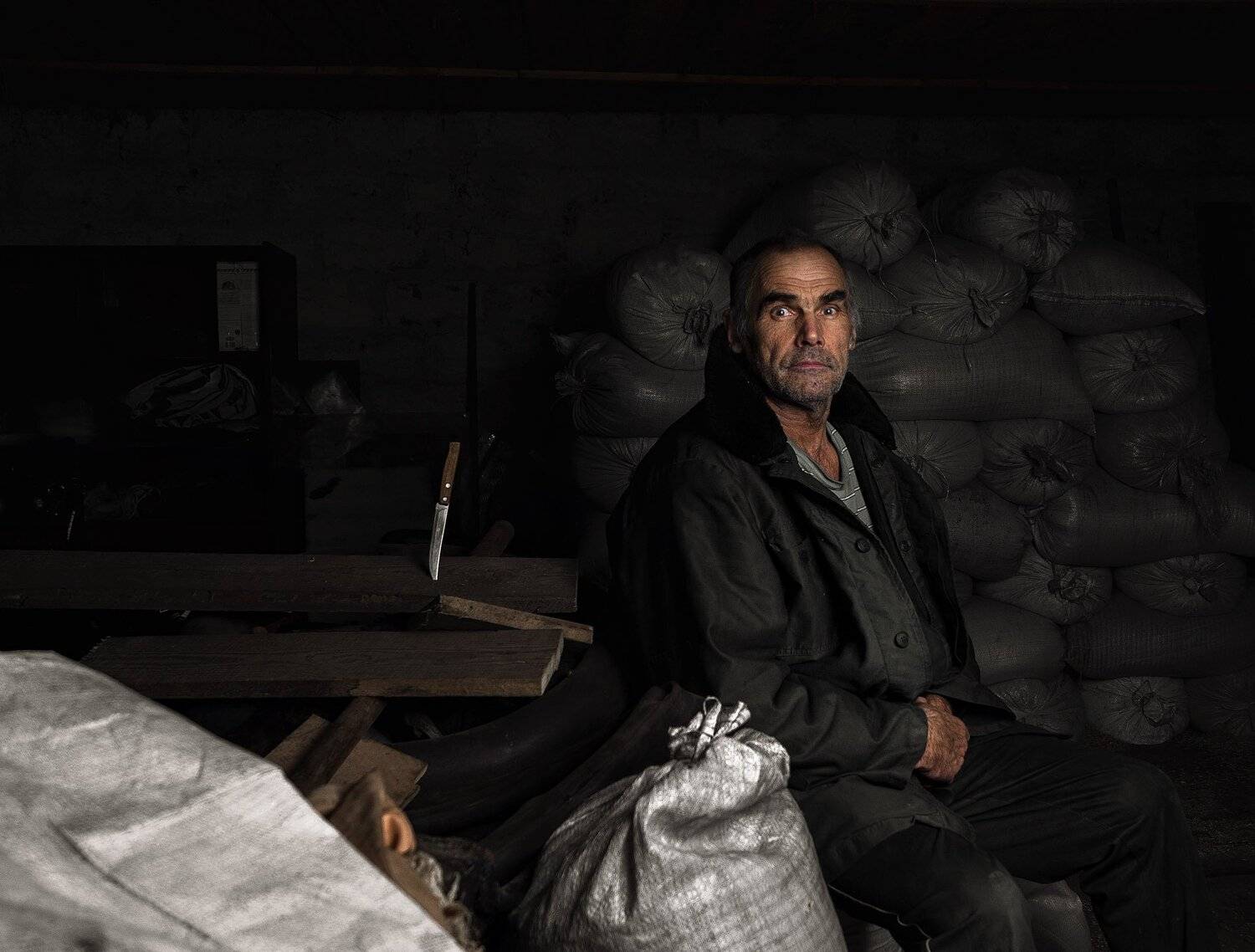 Деревня, дом, отец.. Автор: Георгий Шпунтов деревня, мужик, мужчина,крестьянин,цвет,тонирование,свет,, Георгий Шпунтов