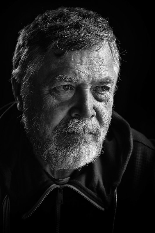 свет из окна Серёга, мой друг фотографphoto preview