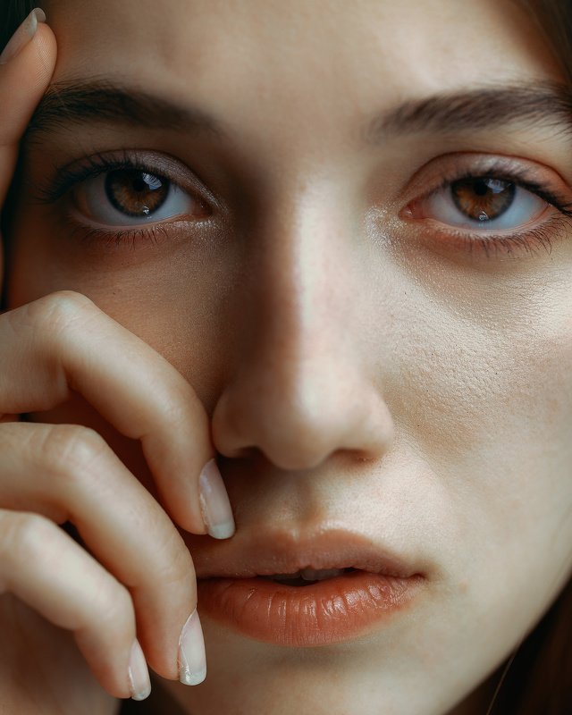 portrait girl mood natural retouch Pneumaphoto preview