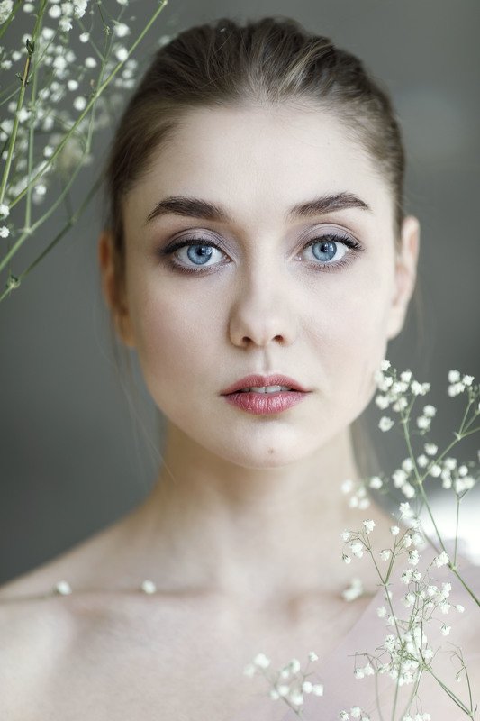 портрет женский портрет photo preview