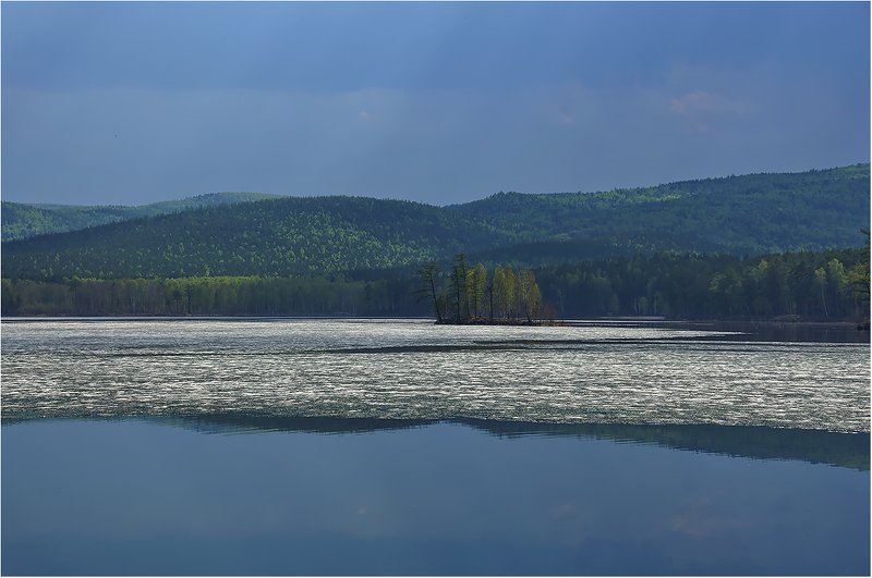 озеро островок Кораблик...photo preview