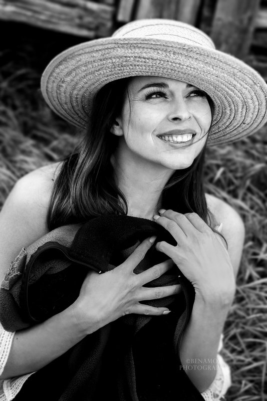 Woman, hat, black and white,  Jackie-O Stylephoto preview