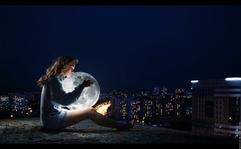 девушка, луна, крыша, город, свитер, Девочка и шарphoto preview