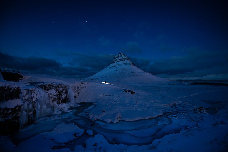 kirkjufell, iceland, landscape, snow, waterfall Iceland midnight magicphoto preview