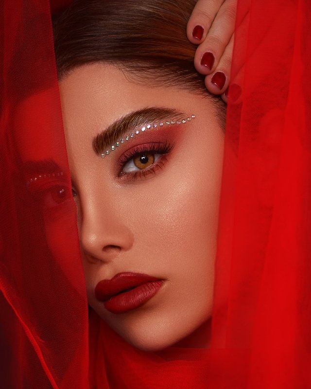 #red #beauty #iran #portrait #iran #makeup Red mindphoto preview