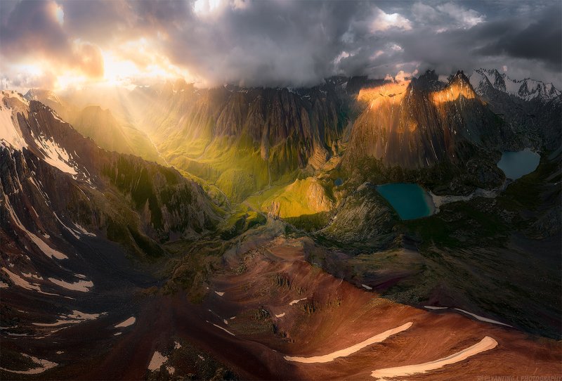 landscape, nature, China, travel, hiking, xinjiang, mountain, light, sunset, river, lake, aerial Seeking for Heavenphoto preview