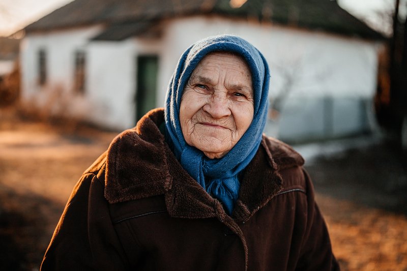 портрет, счастье, женский портрет, старость, бабушка Счастьеphoto preview