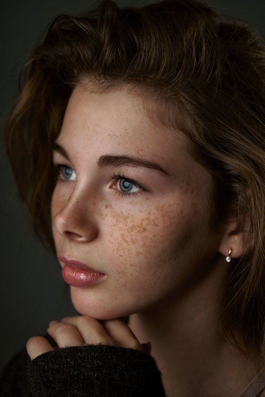 портрет, детскийпортрет, дети, portrait, portraitphotographer, odessa, одесса, mood, жанр, kids, kidsphoto, kidsportrait, студийноефото, веснушки Машаphoto preview