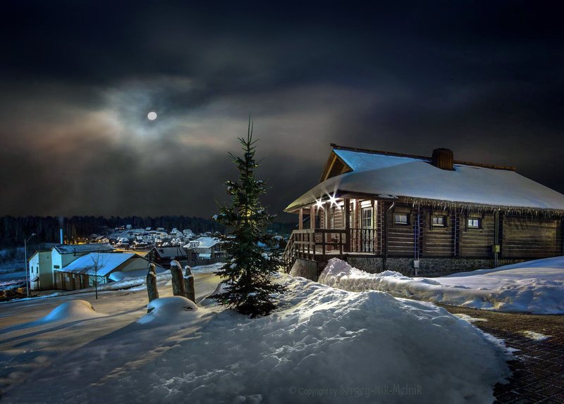 беларусь, звезды, зима, луна, мороз, ночь, снег, дудутки Домик деда мороза фото превью