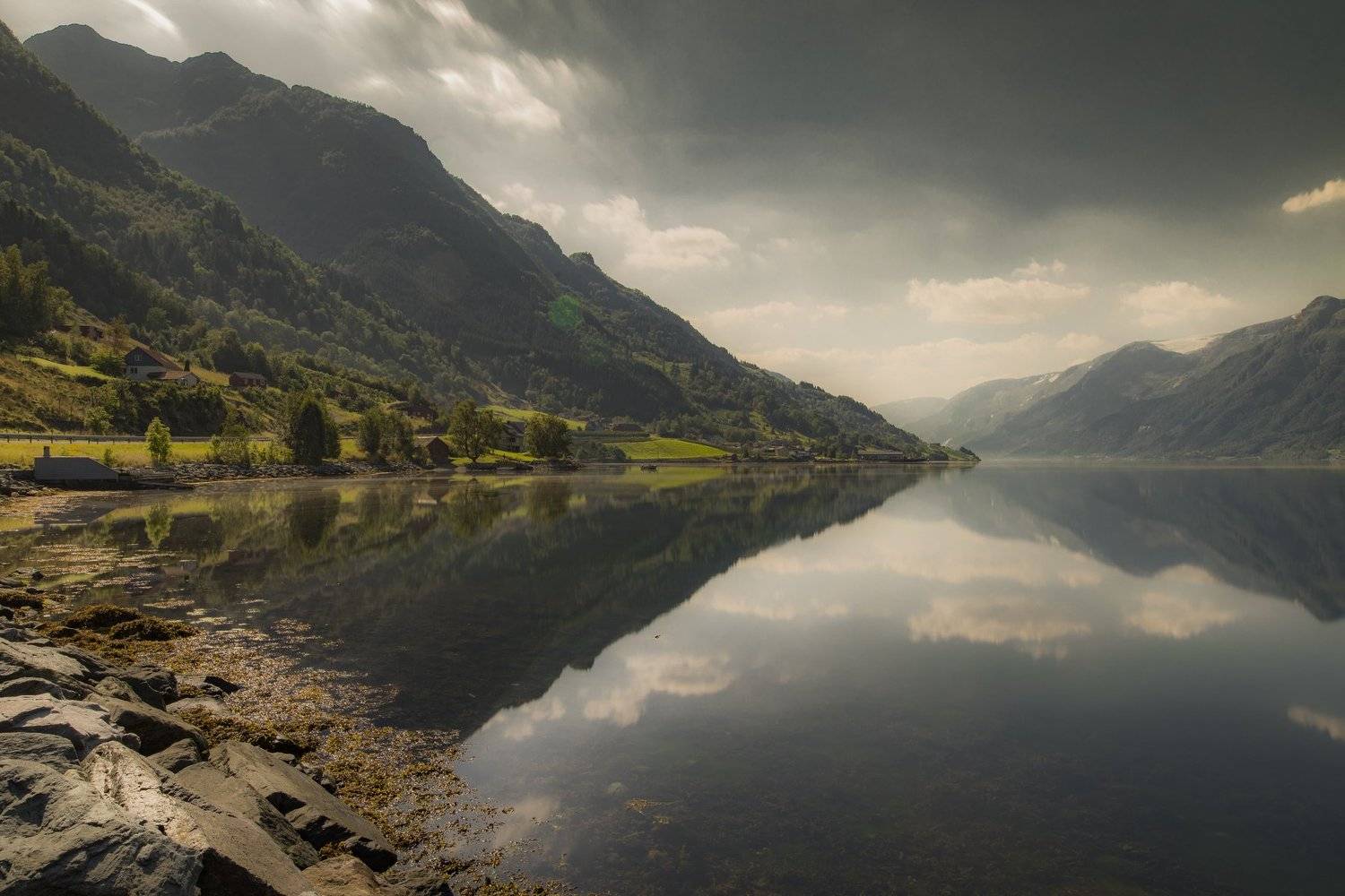 Зазеркалье. Автор: Рустам Афлятунов природа, пейзаж, норвегия, вода, Рустам Афлятунов