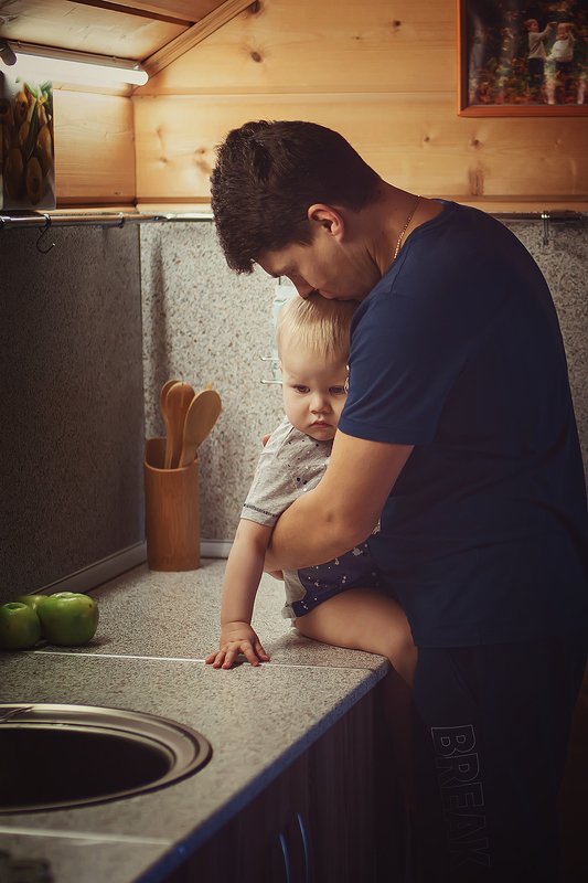 отцовская любовьphoto preview