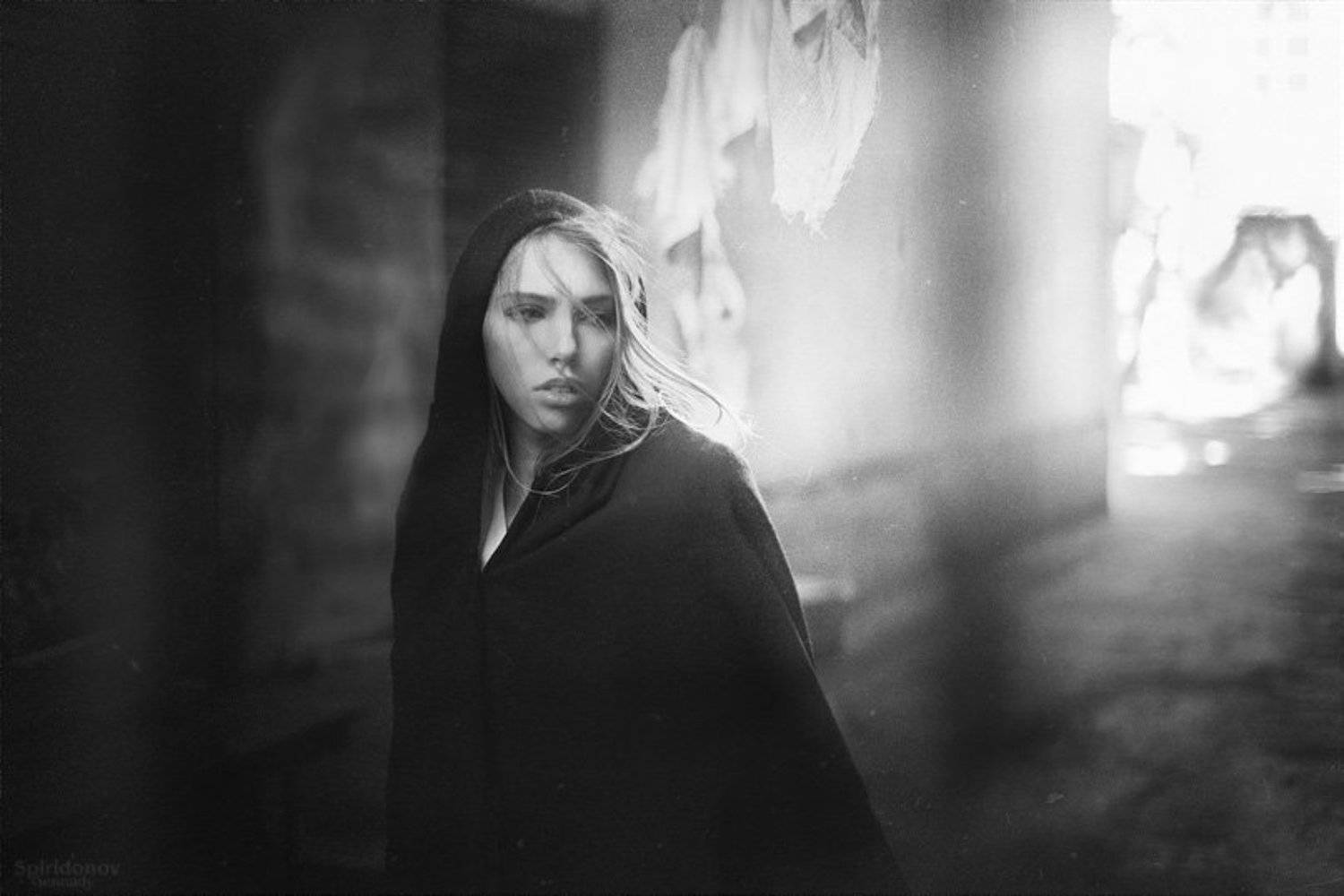 The Dark. Автор: Геннадий Спиридонов , Геннадий Спиридонов