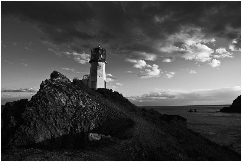 Старый стражphoto preview