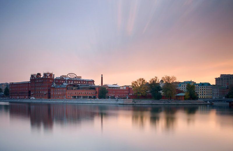 красный, октябрь, москва Октябрь в Москве.photo preview