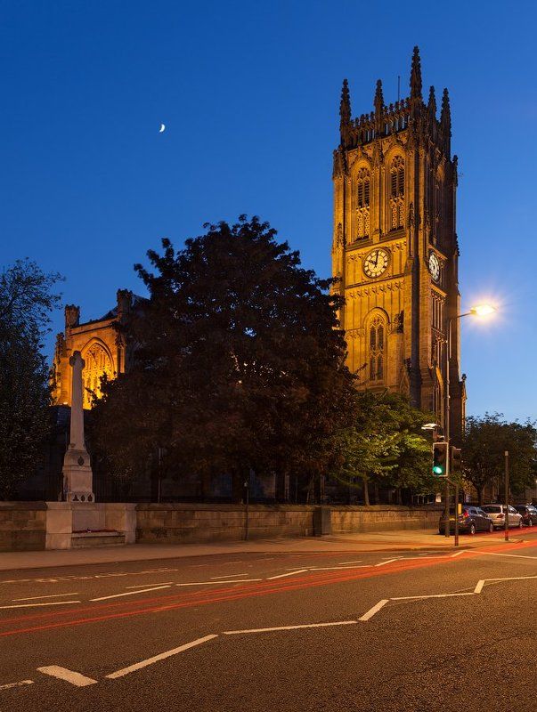 leeds minster, leeds parish church, blue hour Leeds Minsterphoto preview