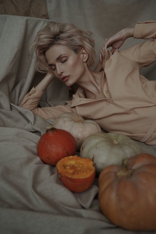 PUMPKIN MOODphoto preview