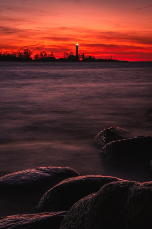 закат маяк вода пейзаж камни природа архитектура Маякphoto preview