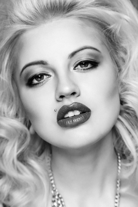 белье, чб, портрет, модель, ню, женскийпортрет, фотосъемка, kovbasyukphoto, фотографкиев, фотографукраина, фотографкиїв, фотоукраїна, photographykiev, фотографирую, photography, fashion, fashionфотограф  Sonyaphoto preview