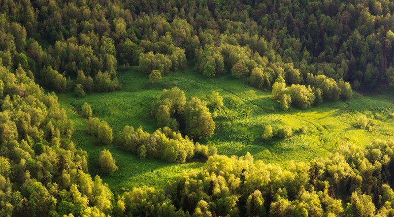 в, горах ВЕСЕННИЙ ВЕЧЕРphoto preview