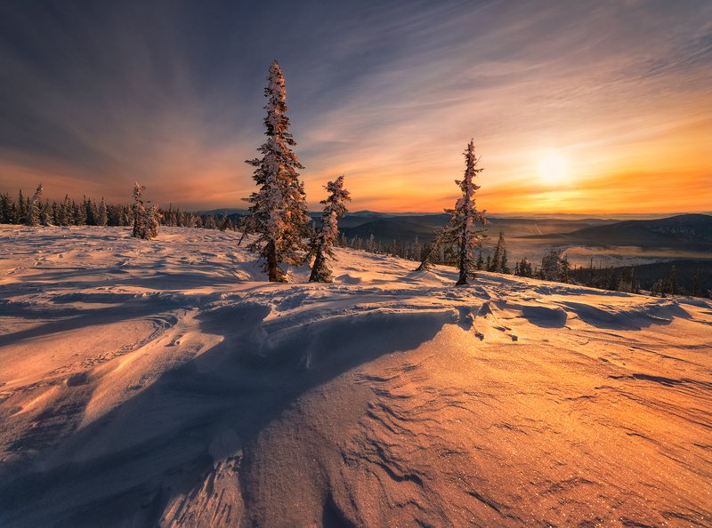 Встречая рассветphoto preview