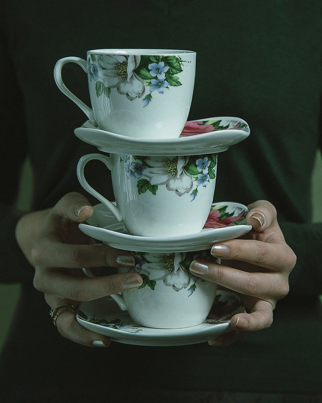 cap,woman, green, insurance photo preview