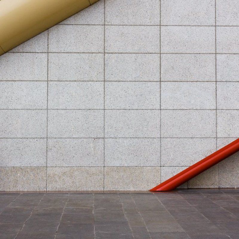 #9464. Small red barphoto preview