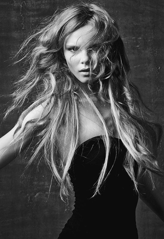 Tainted Lovephoto preview