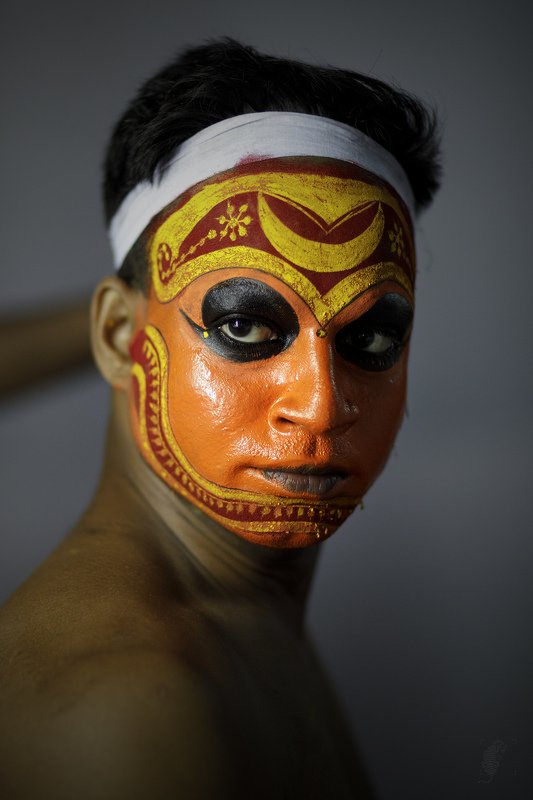 #india #theyyam #canon # kerala #livinggods #performingarts # kannur Theyyamphoto preview