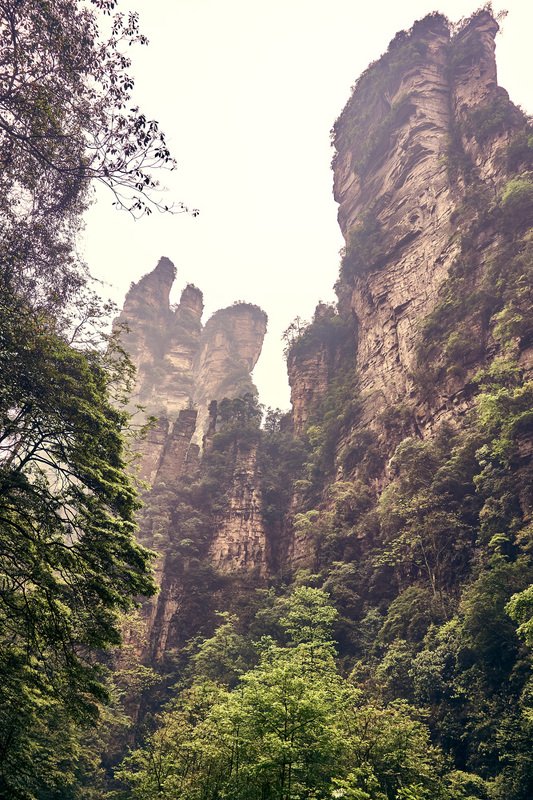 Выветренные горыphoto preview