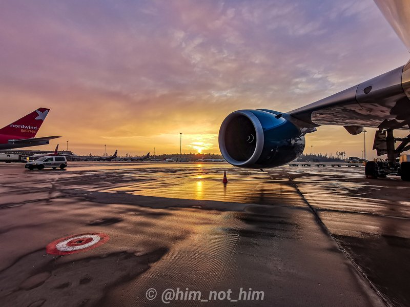 аэропорт, самолёт, небо, закат Рабочие моментыphoto preview